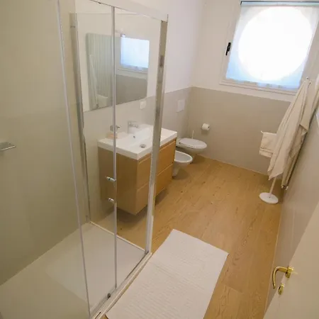 Attimo D'amore * Куинто-Вичентино